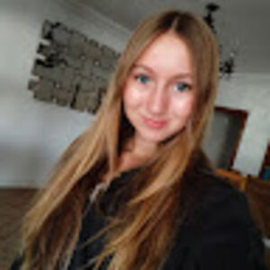 Meet your Posher, Layla